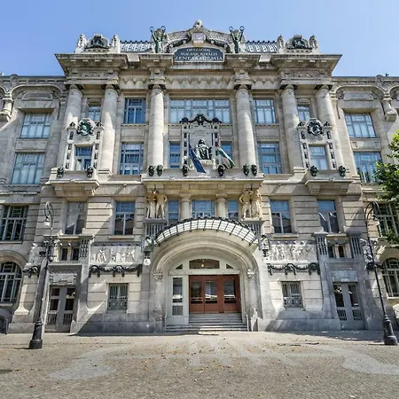 Bpr King Prime With A/c Apartment Budapest